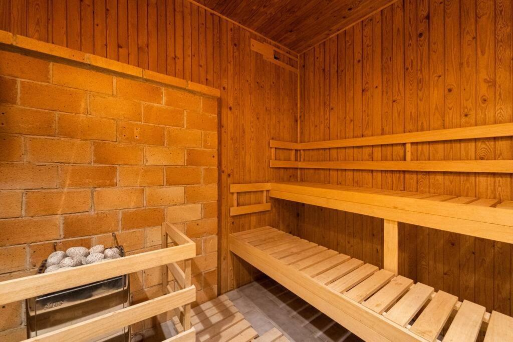 Sauna Apartment - Brno Bagian luar foto