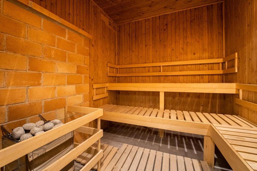 Sauna Apartment - Brno Bagian luar foto